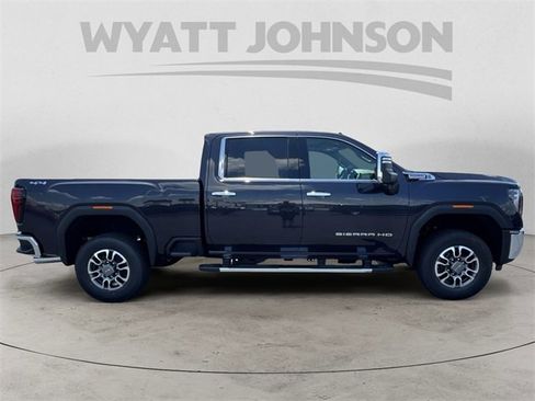 New 2025 GMC Sierra 2500 SLT w/ SLT Premium Package image 6