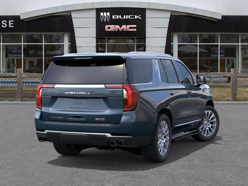 New 2026 GMC Yukon Denali w/ Sun & Power Step Package AWD/4WD image 4