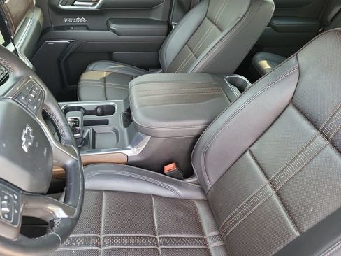 Used 2024 Chevrolet Silverado 1500 High Country w/ Midnight Edition AWD/4WD image 25