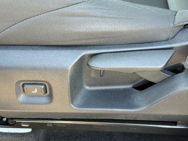 Used 2025 Toyota Tacoma SR RWD image 20