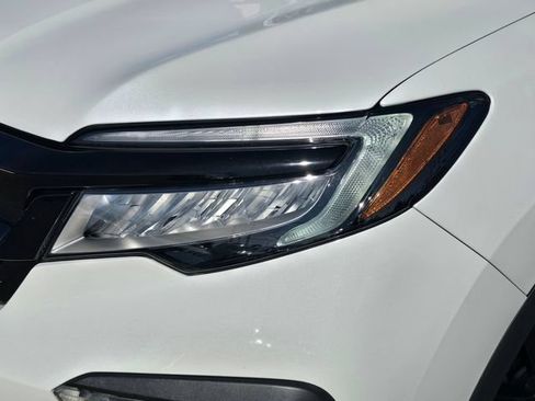 Used 2021 Honda Pilot Black Edition image 32