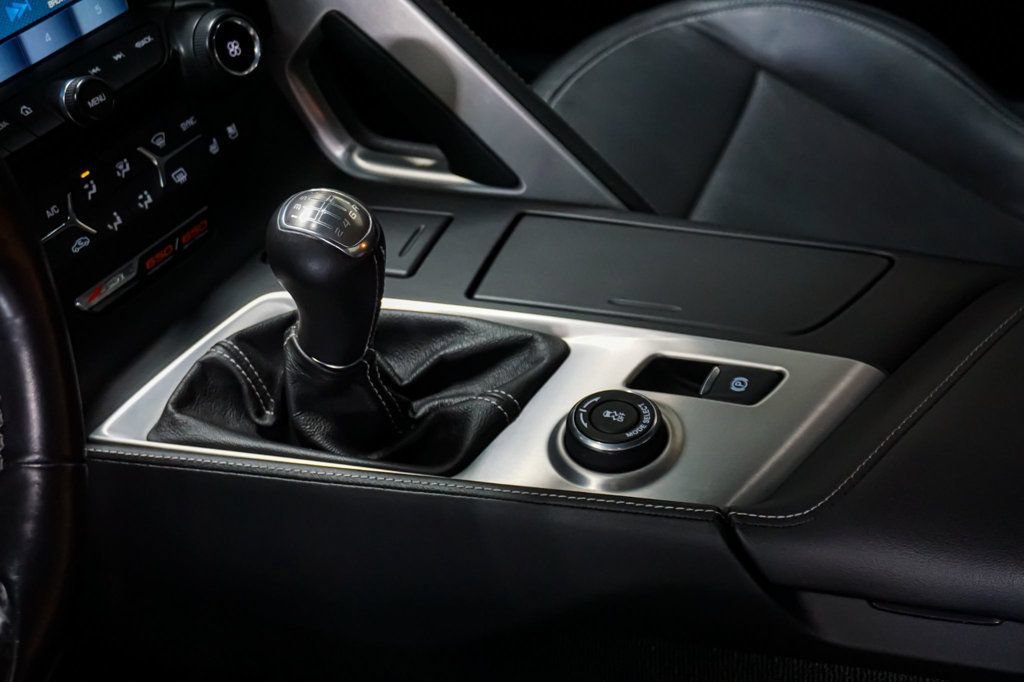 Used 2017 Chevrolet Corvette Z06 RWD image 17