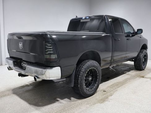 Used 2019 RAM 1500 Big Horn image 2