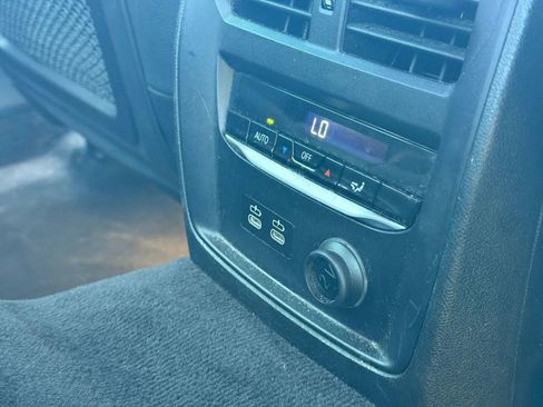 Used 2019 BMW 330i 330i Sedan 4D w/ Convenience Package image 18