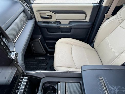 Used 2022 RAM 3500 Limited image 14