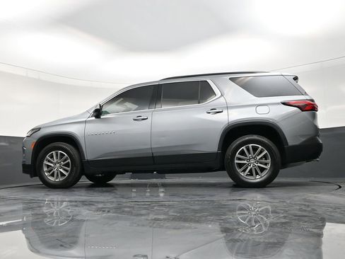 Used 2024 Chevrolet Traverse LT image 21