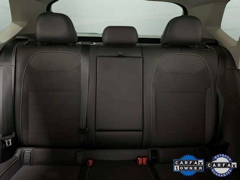 Used 2024 Volkswagen Taos SE image 76