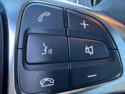 Used 2019 Mercedes-Benz AMG GT C image 21