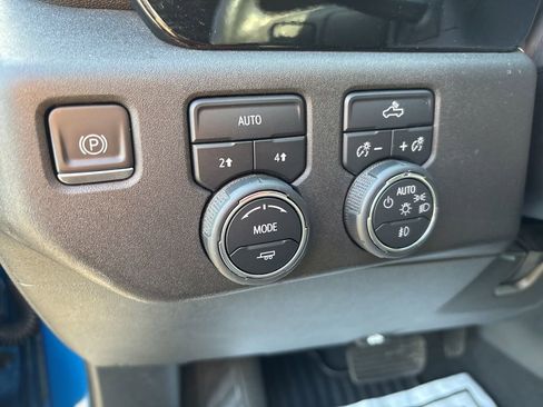 Used 2022 Chevrolet Silverado 1500 RST AWD/4WD image 17