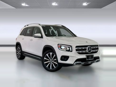 Certified 2023 Mercedes-Benz GLB 250 image 6
