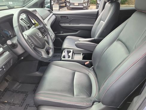 Certified 2023 Honda Odyssey Sport image 21