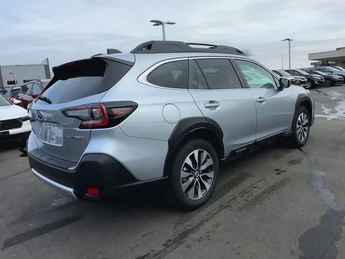 Certified 2025 Subaru Outback Limited image 8
