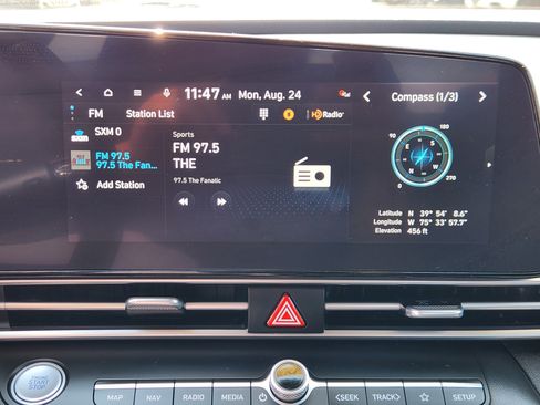 Certified 2023 Hyundai Elantra SEL w/ Convenience Package FWD image 11