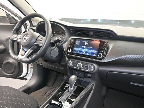 Used 2024 Nissan Kicks SV FWD image 31