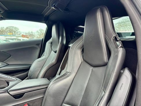 Used 2022 Chevrolet Corvette Stingray Coupe w/ 1LT image 14