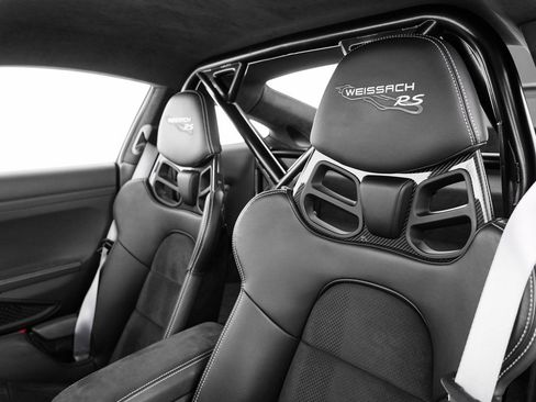 Used 2019 Porsche 911 GT3 RS RWD image 17