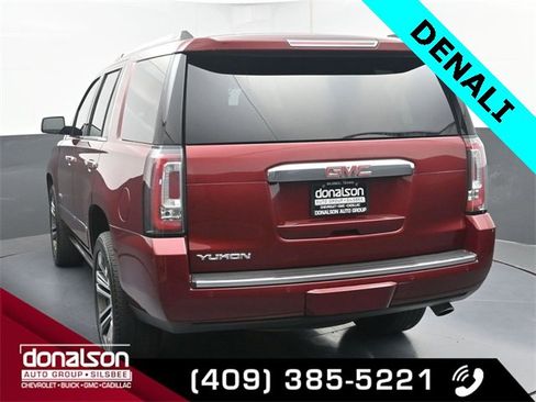 Used 2019 GMC Yukon Denali w/ Denali Ultimate Package image 4