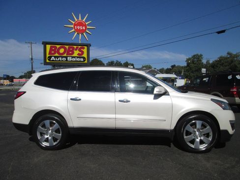 Used 2015 Chevrolet Traverse LTZ AWD/4WD image 7