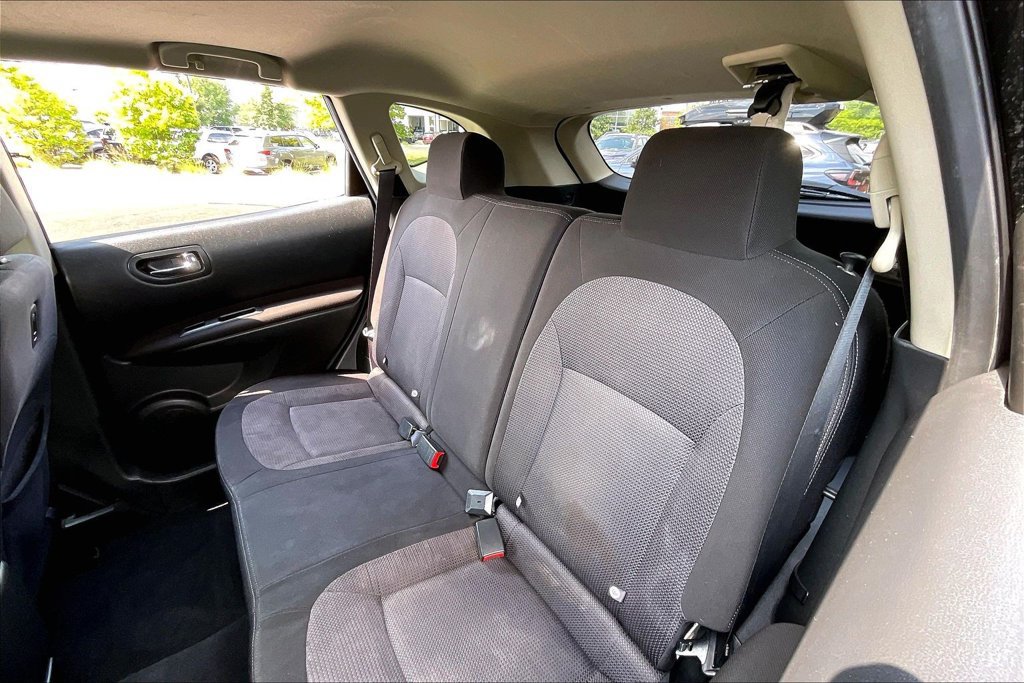 Used 2013 Nissan Rogue SV w/ Premium Pkg AWD/4WD image 31