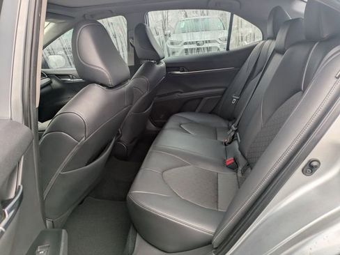 Used 2019 Toyota Camry XSE image 14