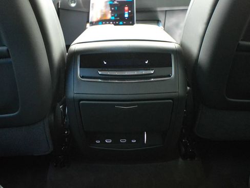 Used 2026 Cadillac Escalade Platinum Sport w/ LPO, ONYX Package AWD/4WD image 73