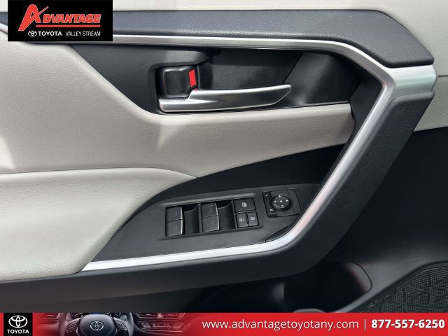 Certified 2025 Toyota RAV4 XLE AWD/4WD image 20