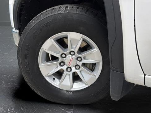 Used 2023 GMC Sierra 1500 SLE w/ Enhanced Capability Package AWD/4WD image 34