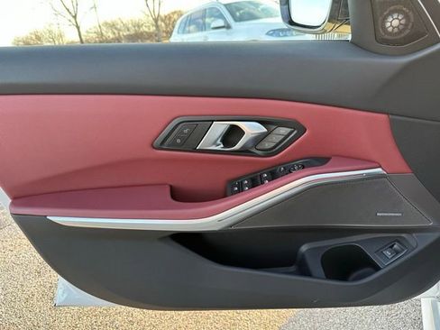 Used 2025 BMW M340i xDrive image 27