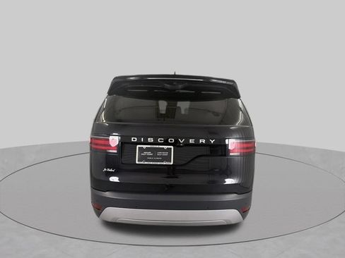 Used 2024 Land Rover Discovery S AWD/4WD image 6