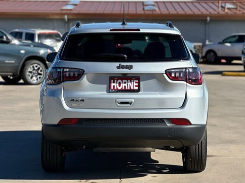 New 2026 Jeep Compass Latitude image 4