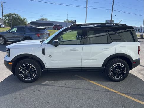 New 2025 Ford Bronco Sport Outer Banks image 4