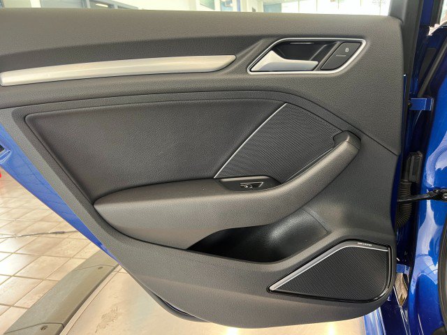 Used 2015 Audi S3 Prestige AWD/4WD image 29