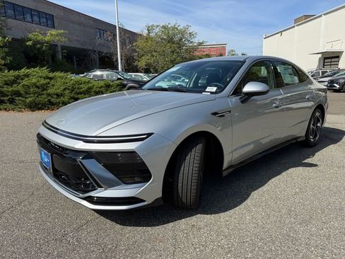 New 2026 Hyundai Sonata SEL image 3