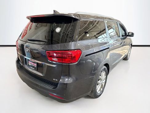 Used 2021 Kia Sedona EX image 6