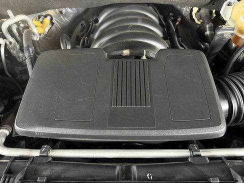 Used 2023 Cadillac Escalade Premium Luxury w/ LPO, Floor Liner Package AWD/4WD image 25