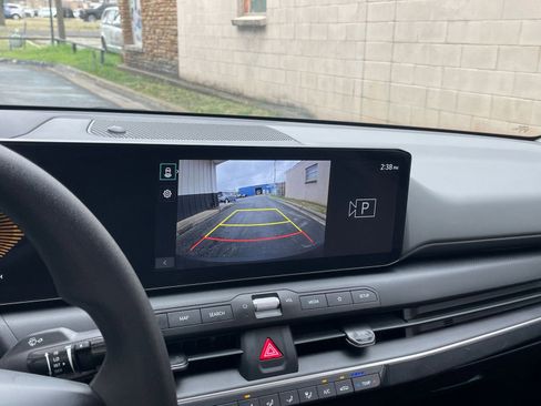 Used 2025 Kia K4 LXS image 22