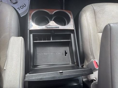 Used 2019 Toyota Sienna Limited Premium image 14