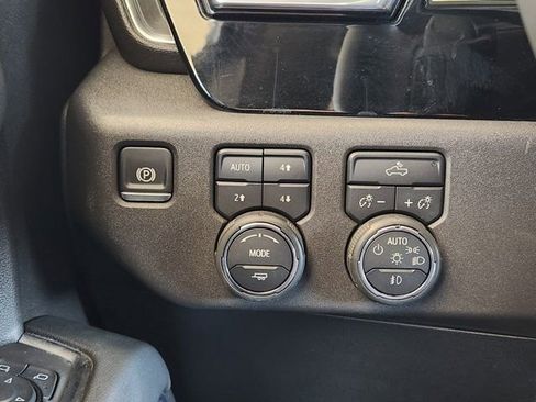 Used 2025 Chevrolet Silverado 1500 LT Trail Boss w/ Convenience Package II image 23