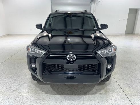 Used 2023 Toyota 4Runner SR5 Premium w/ Moonroof Package RWD image 8