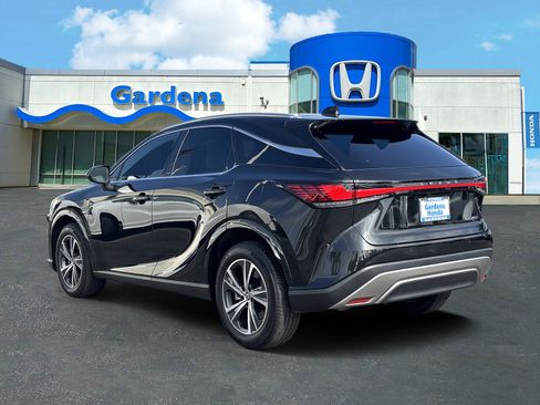 Used 2024 Lexus RX 350 FWD w/ Technology Package image 4