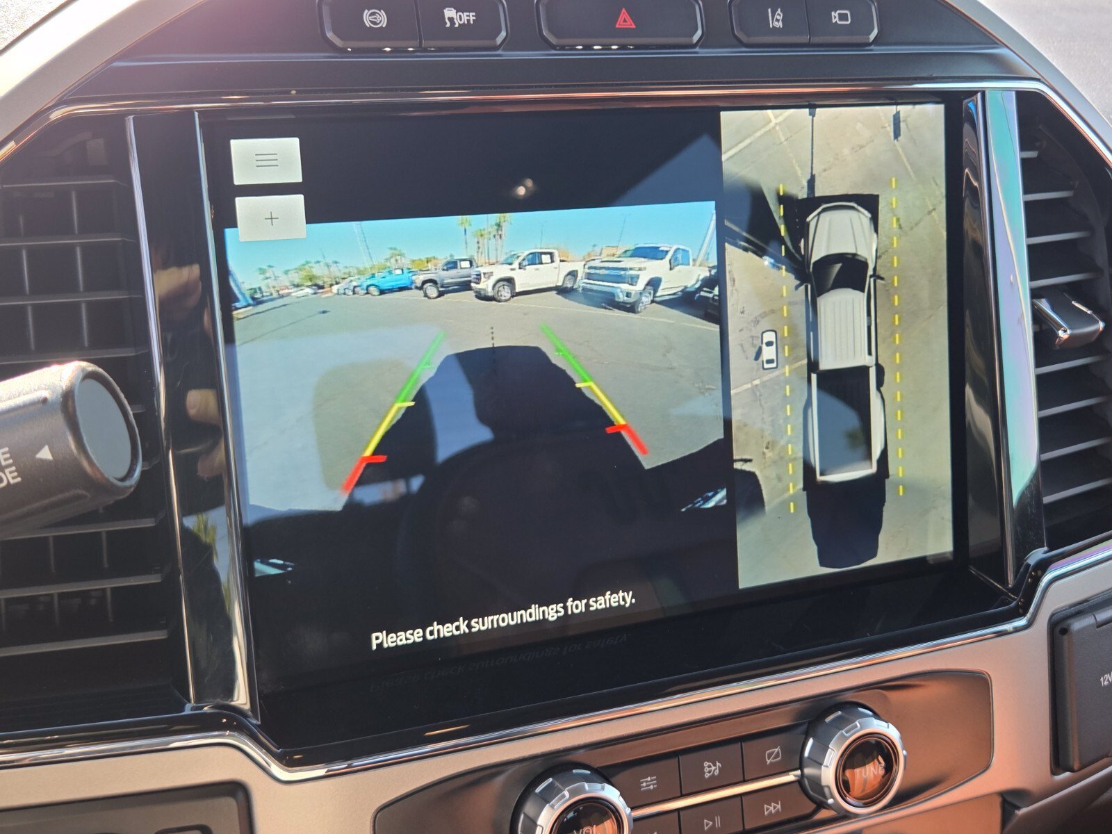 Certified 2022 Ford F350 King Ranch w/ King Ranch Ultimate Package AWD/4WD image 22