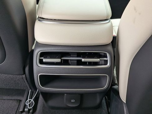 New 2026 Genesis GV70 2.5T image 25