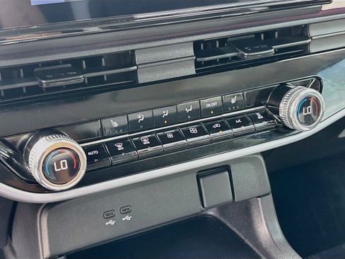 Used 2024 Honda Prologue Touring image 15