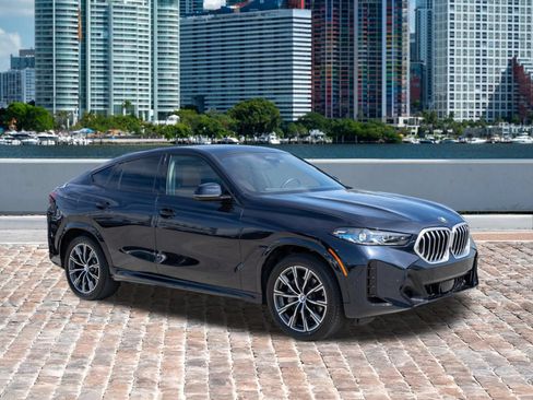 Used 2025 BMW X6 xDrive40i AWD/4WD image 3