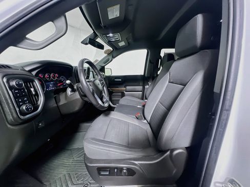 Used 2022 Chevrolet Silverado 1500 RST w/ LPO, Blackout Package AWD/4WD image 14