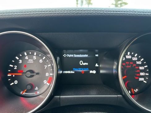 Used 2019 Ford Mustang Shelby GT350 w/ Technology Package image 24