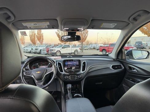 Used 2022 Chevrolet Equinox Premier image 29