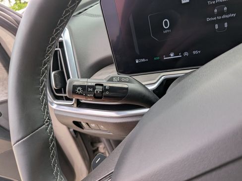 Certified 2026 Kia Sorento SX Prestige AWD/4WD image 37