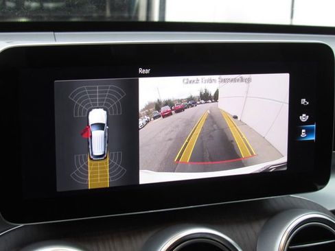 Used 2022 Mercedes-Benz GLC 300 4MATIC image 33