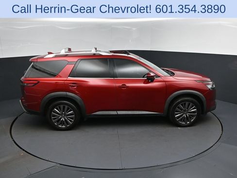 Used 2023 Nissan Pathfinder SL w/ SL Premium Package FWD image 36